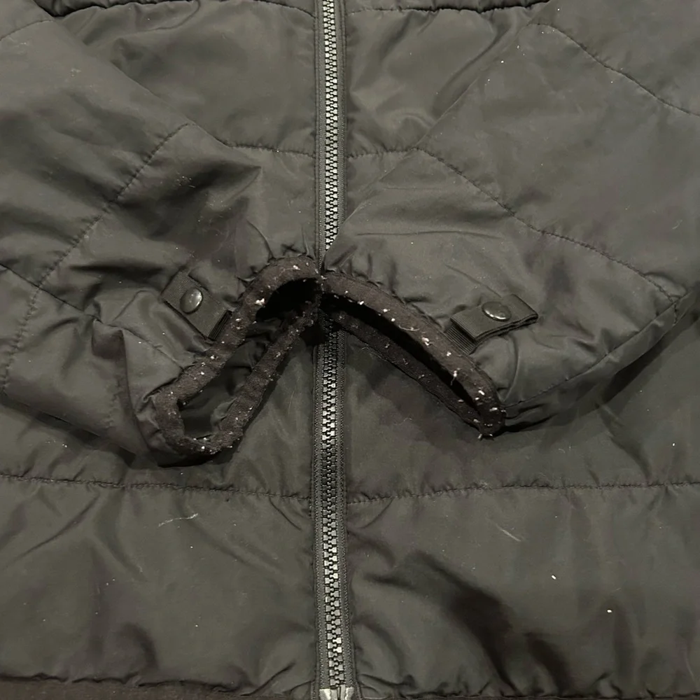 The North Face Mens Puffer Jacket Quilted Black Zip Up Coat Primaloft Medium